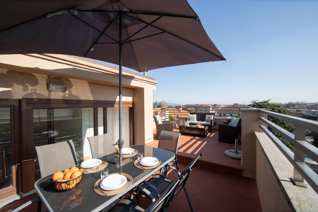 Rooftop Delight With Terrace Lucca Exterior photo